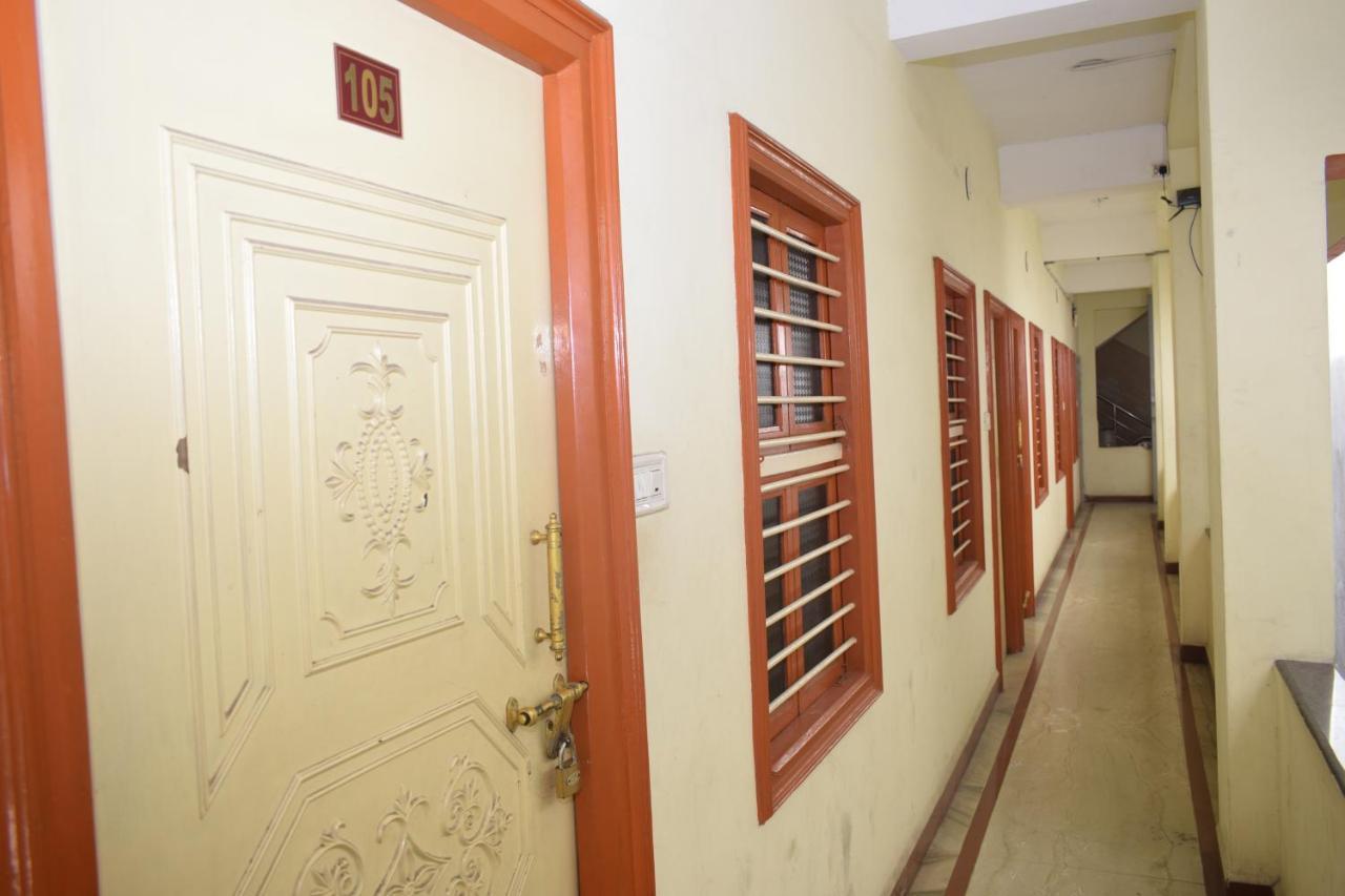 Pms Guest House Pondicherry Exterior photo